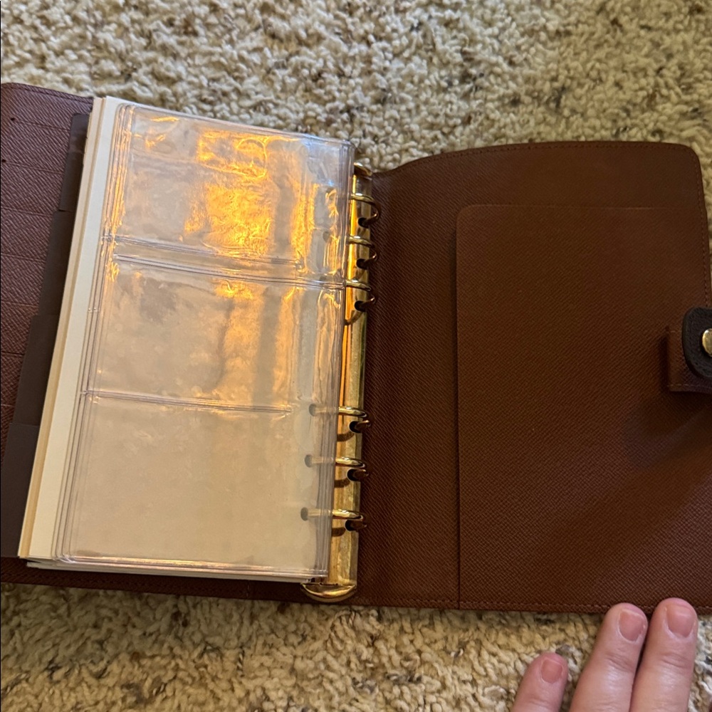 Louis Vuitton Brown Monogram MM Agenda - Picture 9 of 16